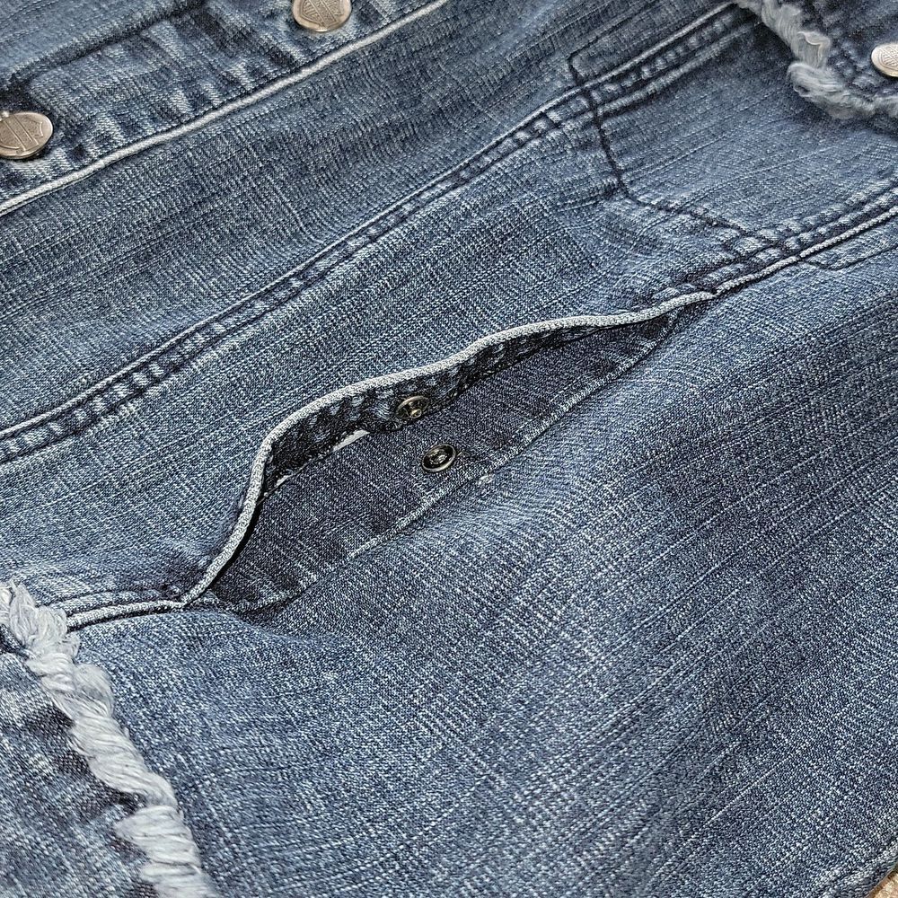 Harley-Davidson HD Denim Jacket Frayed Raw Edges Logo Moto Hippie Y2K Rare XL - Picture 8 of 13